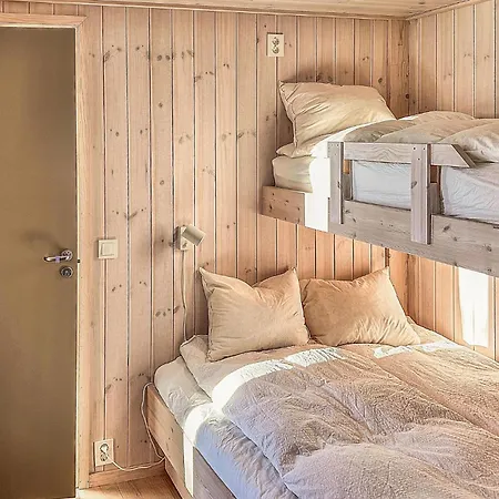 Holiday home 3 Bedroom Amazing In *